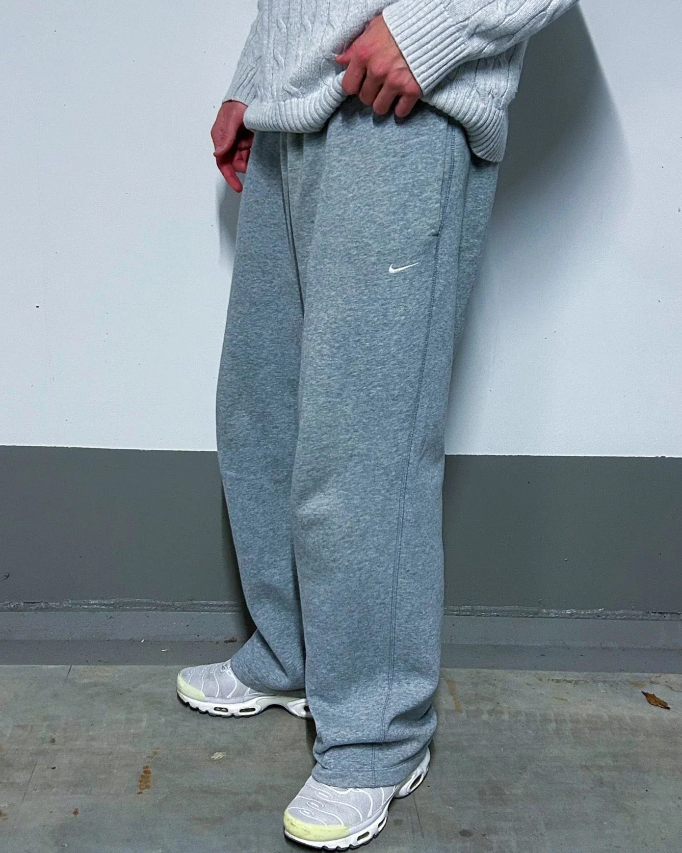 SWOOSH BAGGY JOGGERS - Image 4