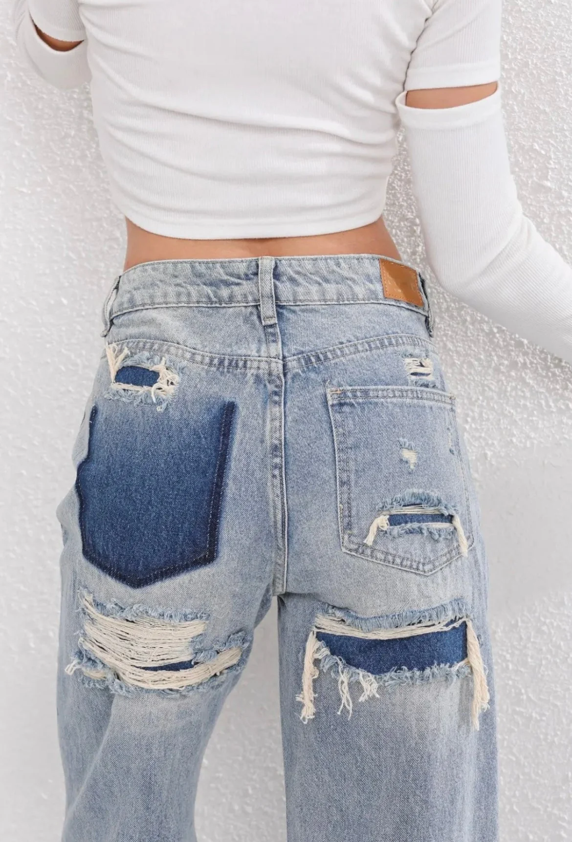 RIPPED STRAIGHT LEG JEANS - Image 6