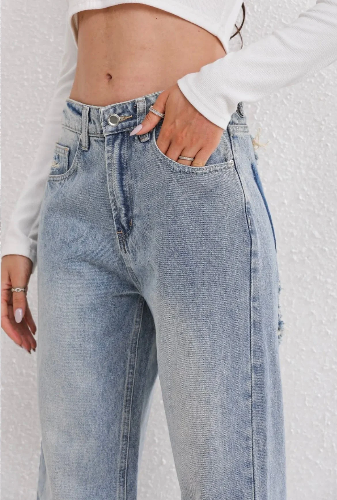 RIPPED STRAIGHT LEG JEANS - Image 7