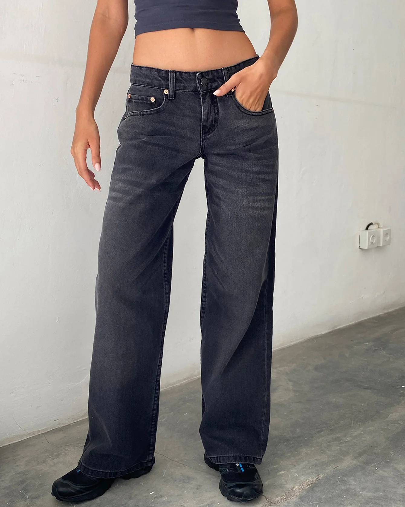 MIA LOW RISE JEANS - Image 10