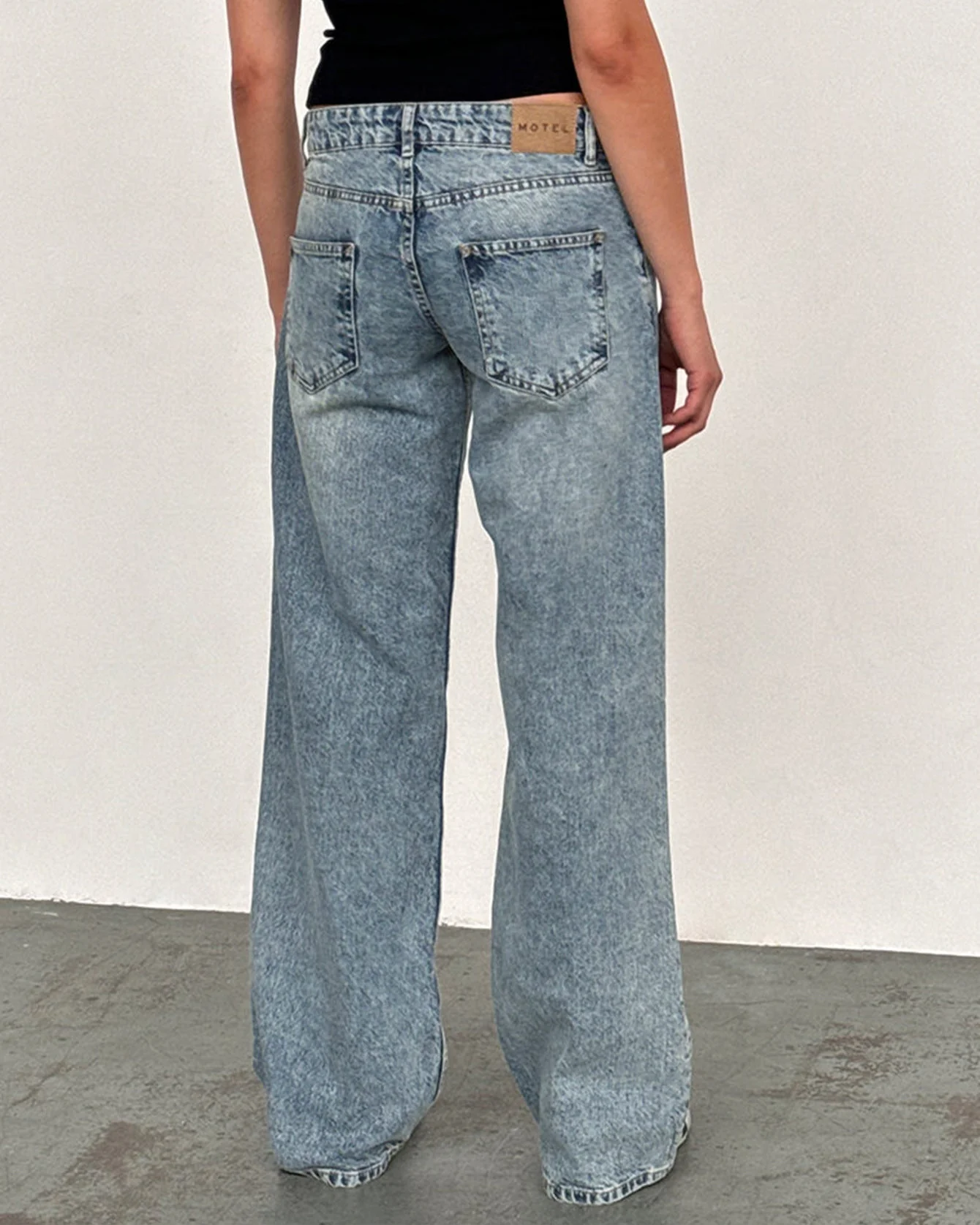 MIA LOW RISE JEANS - Image 13
