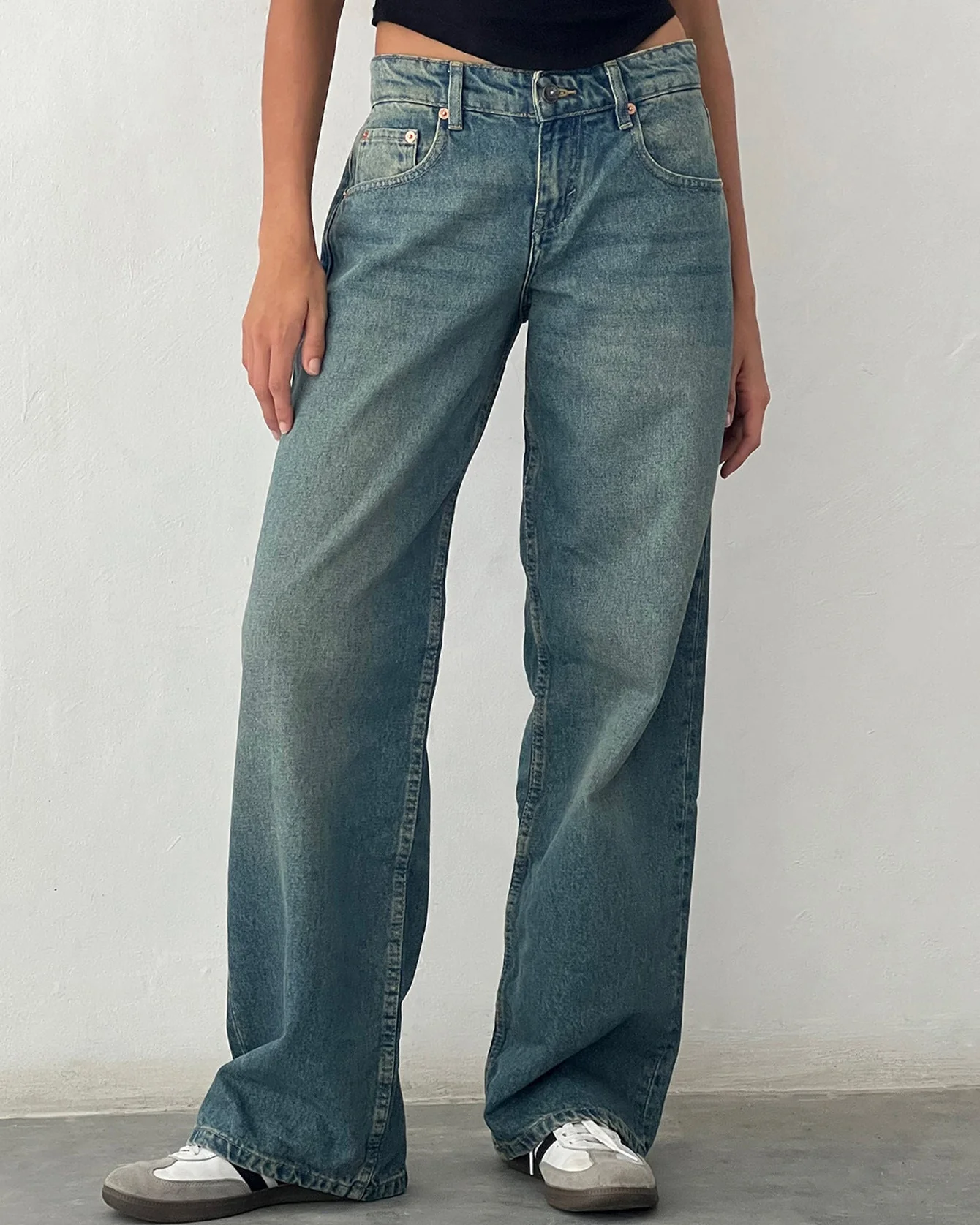 MIA LOW RISE JEANS - Image 4